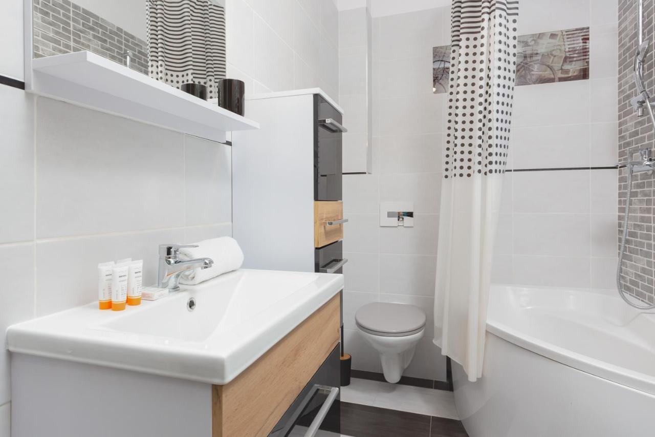 Apartment Na Zakolu Wisly By Noclegi Renters Krasków Eksteriør bilde